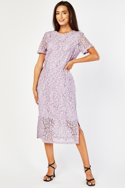 Šaty Concept Club krajkové fialová vel. S