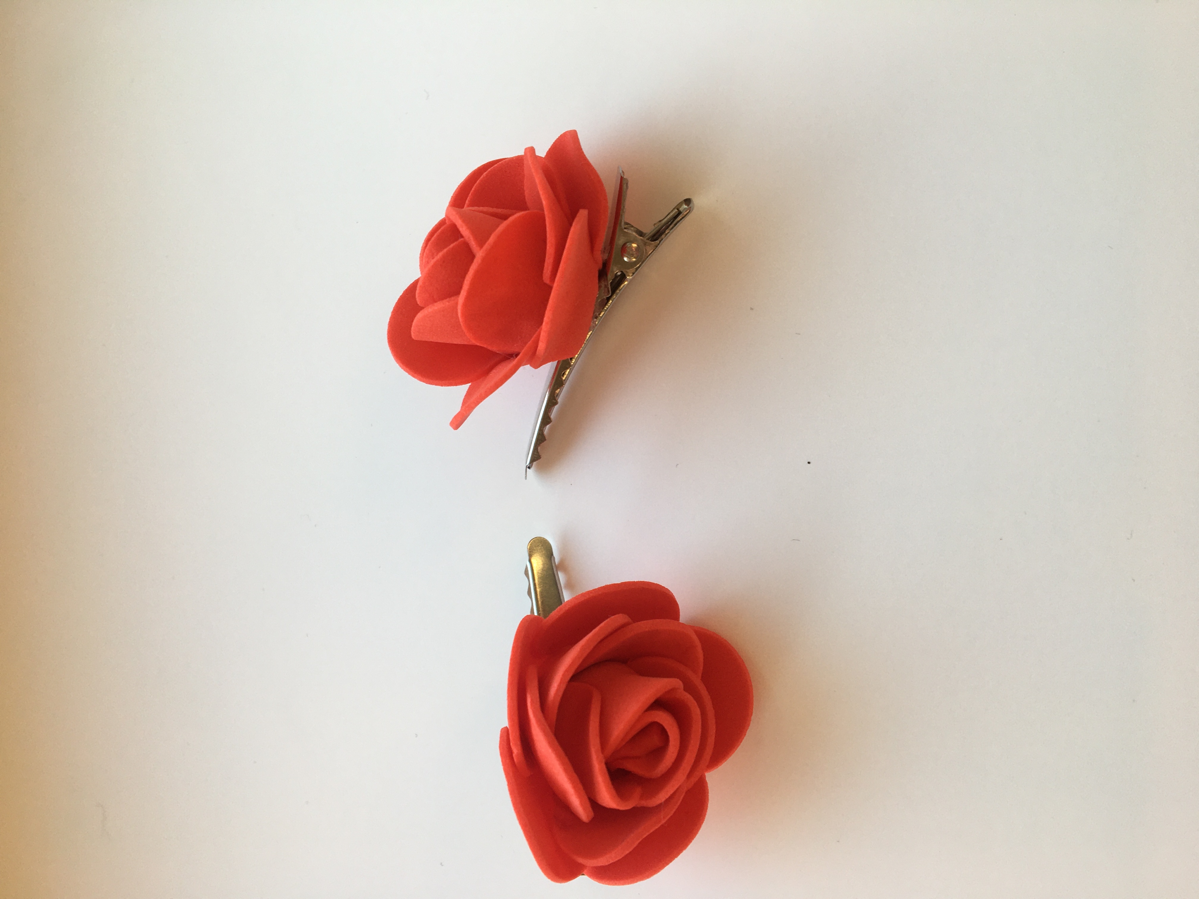 Sponka do vlasů se zoubky RŮŽE 1 ks