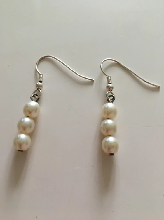 Fashion Jewelry náušnice tři perly bílé P-7202-0008