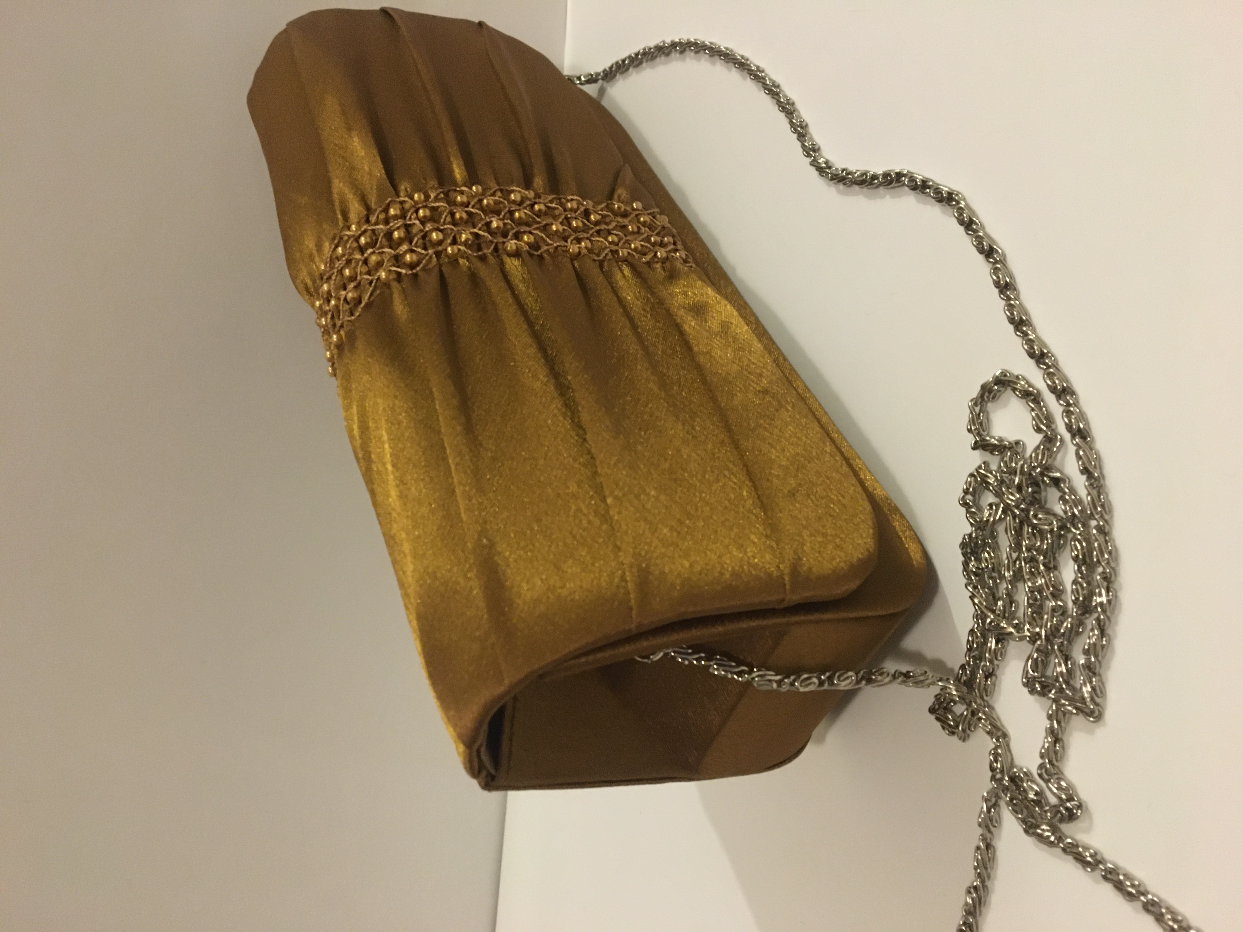 Kabelka společenská hnědo-zlatá