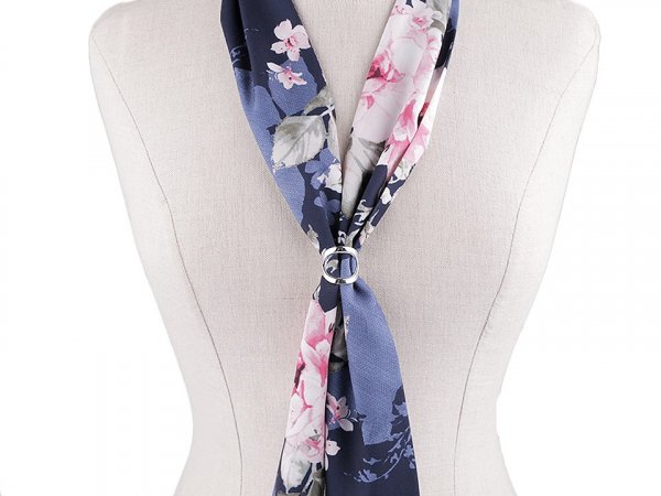 Spona / průvlek na šátek stříbrná