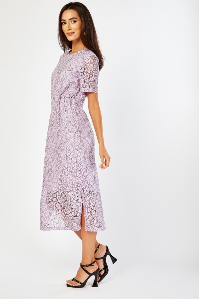 Šaty Concept Club krajkové fialová vel. S