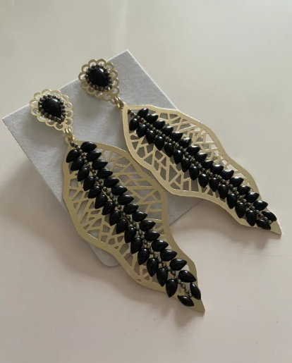 Fashion Jewelry náušnice zlaté černé dlouhé 4-b042