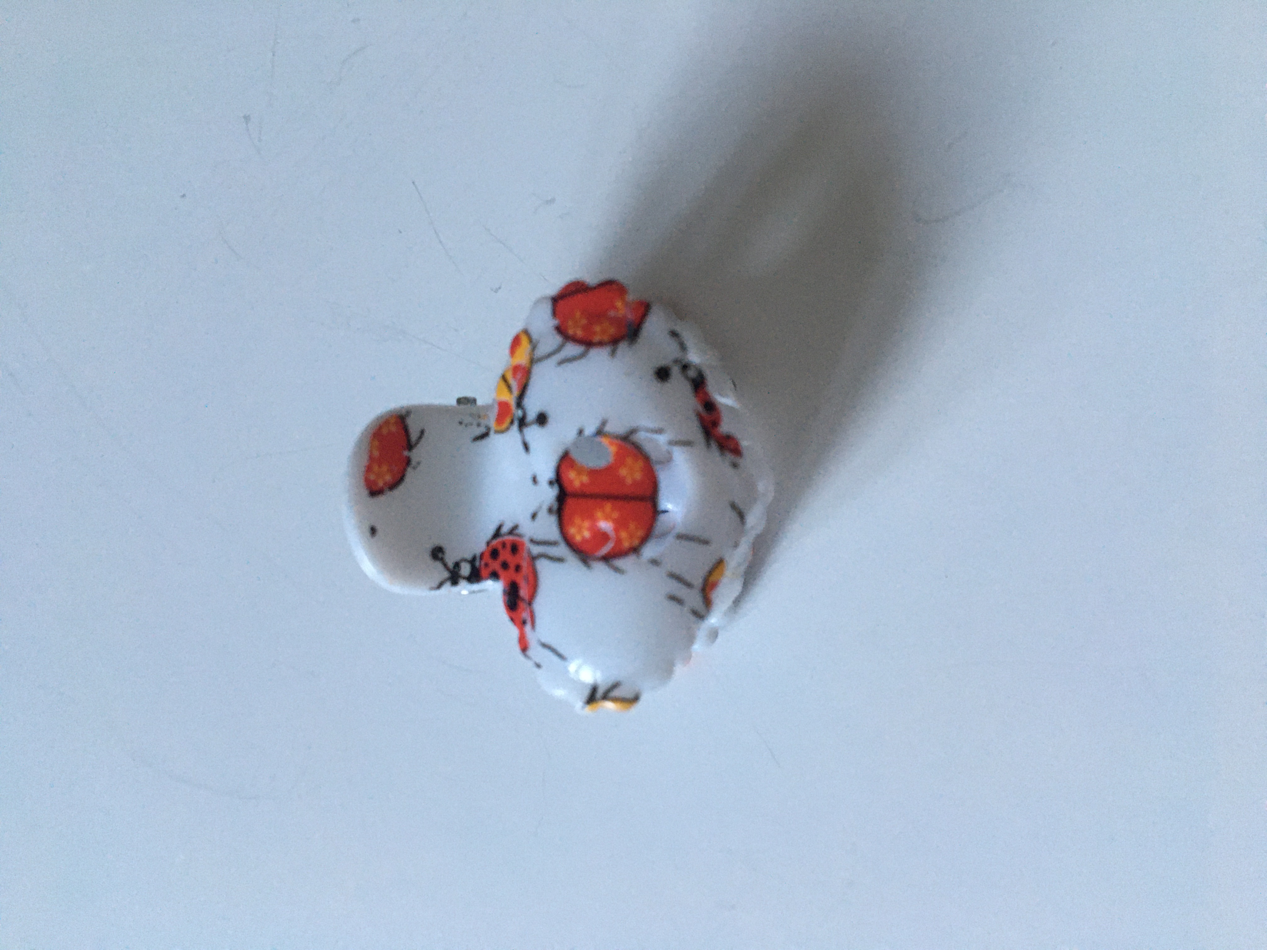 Skřipec do vlasů beruška bílý 1 ks