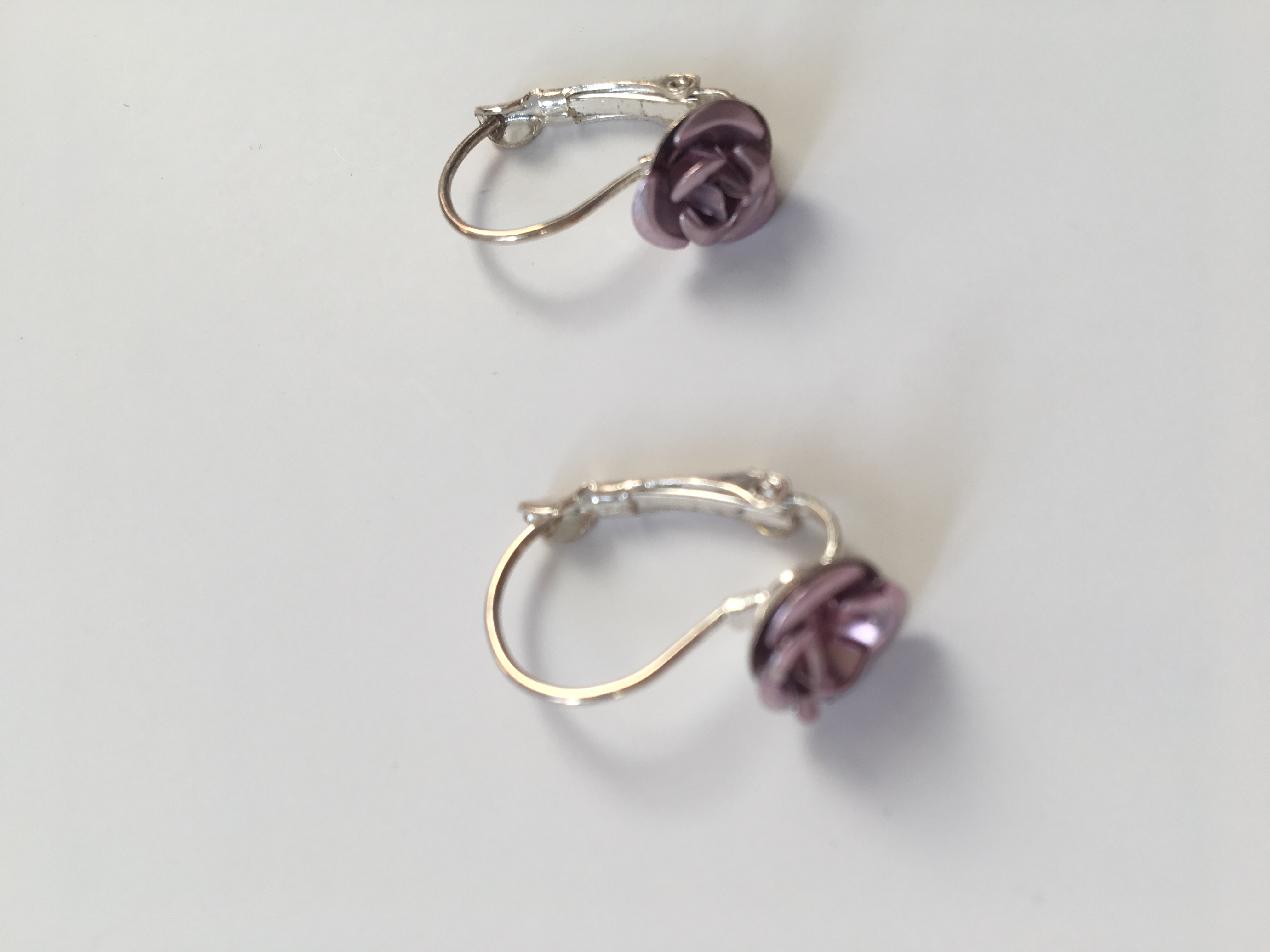 Fashion Jewelry náušnice růžička kovová fialová 4-a353