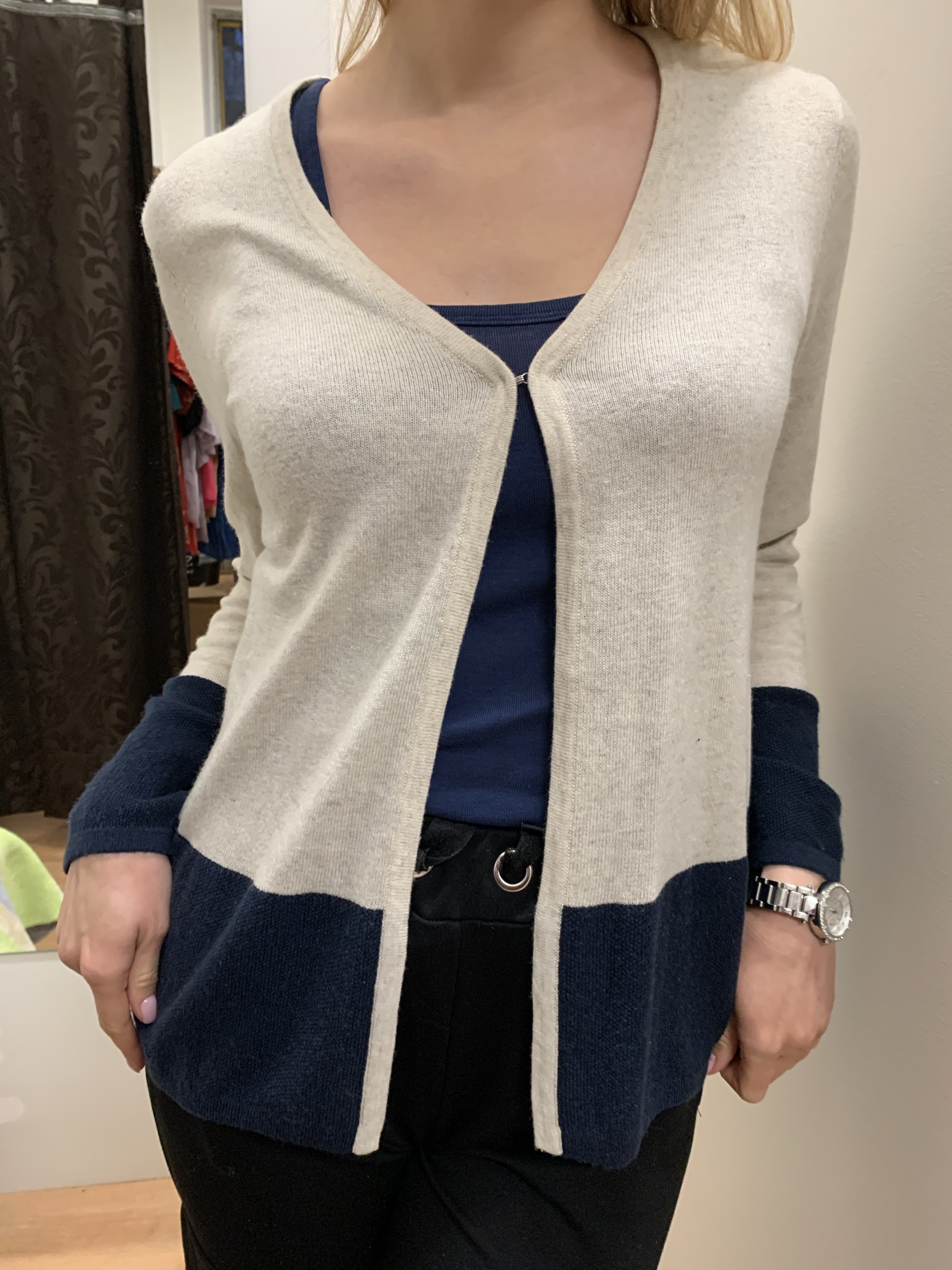 Kardigan About You krémová/modrá vel. 34