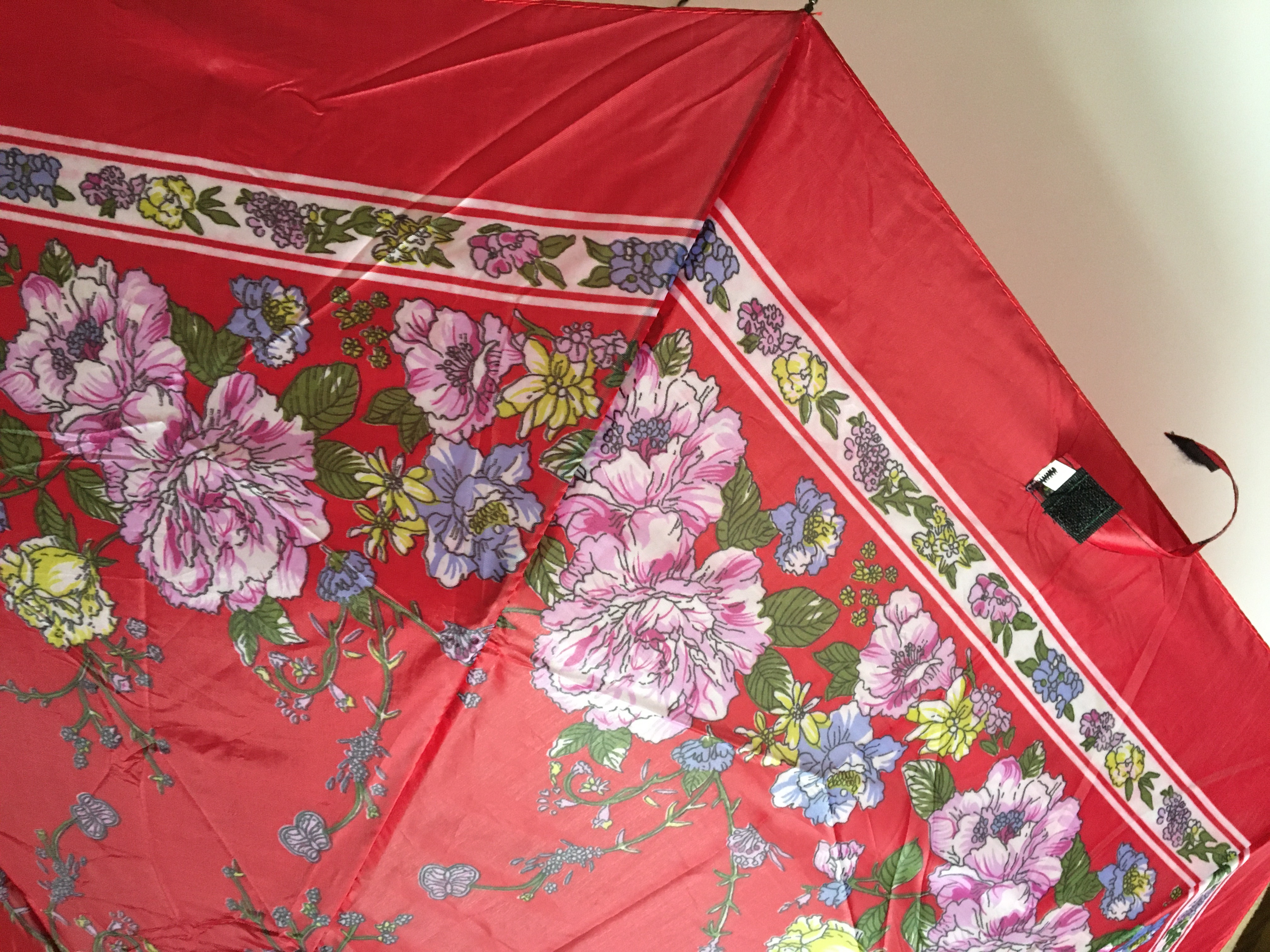 Deštník skládací červený