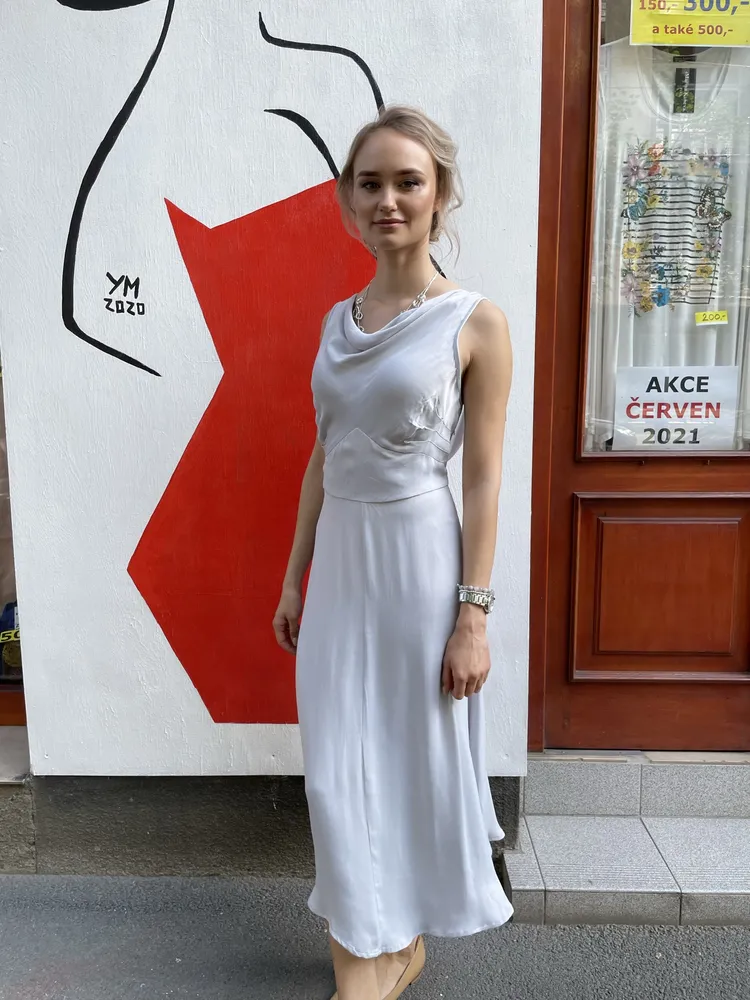 Šaty Asos šedé vel.44