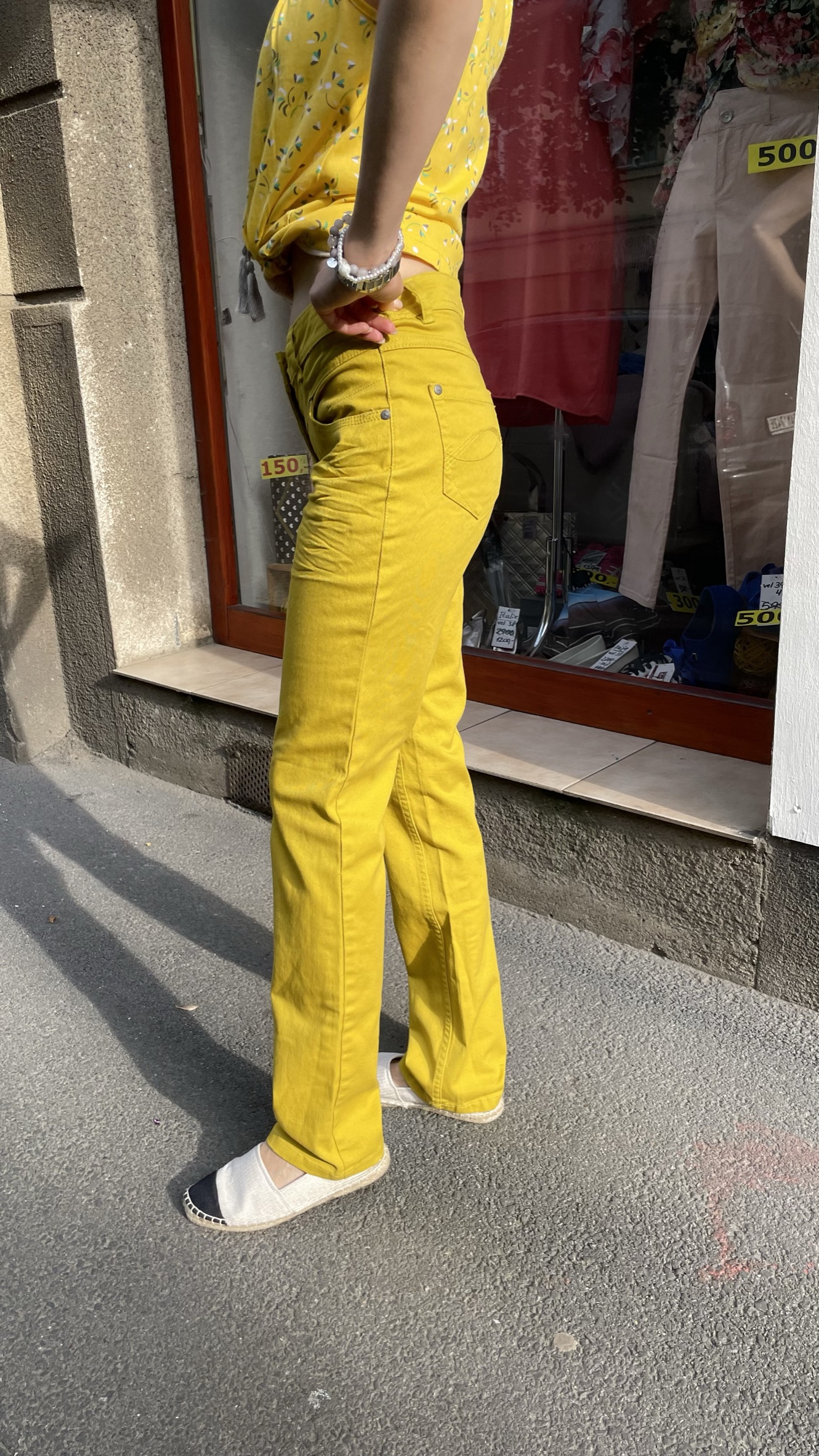 Džíny Young Fashion hořčicové vel. 36