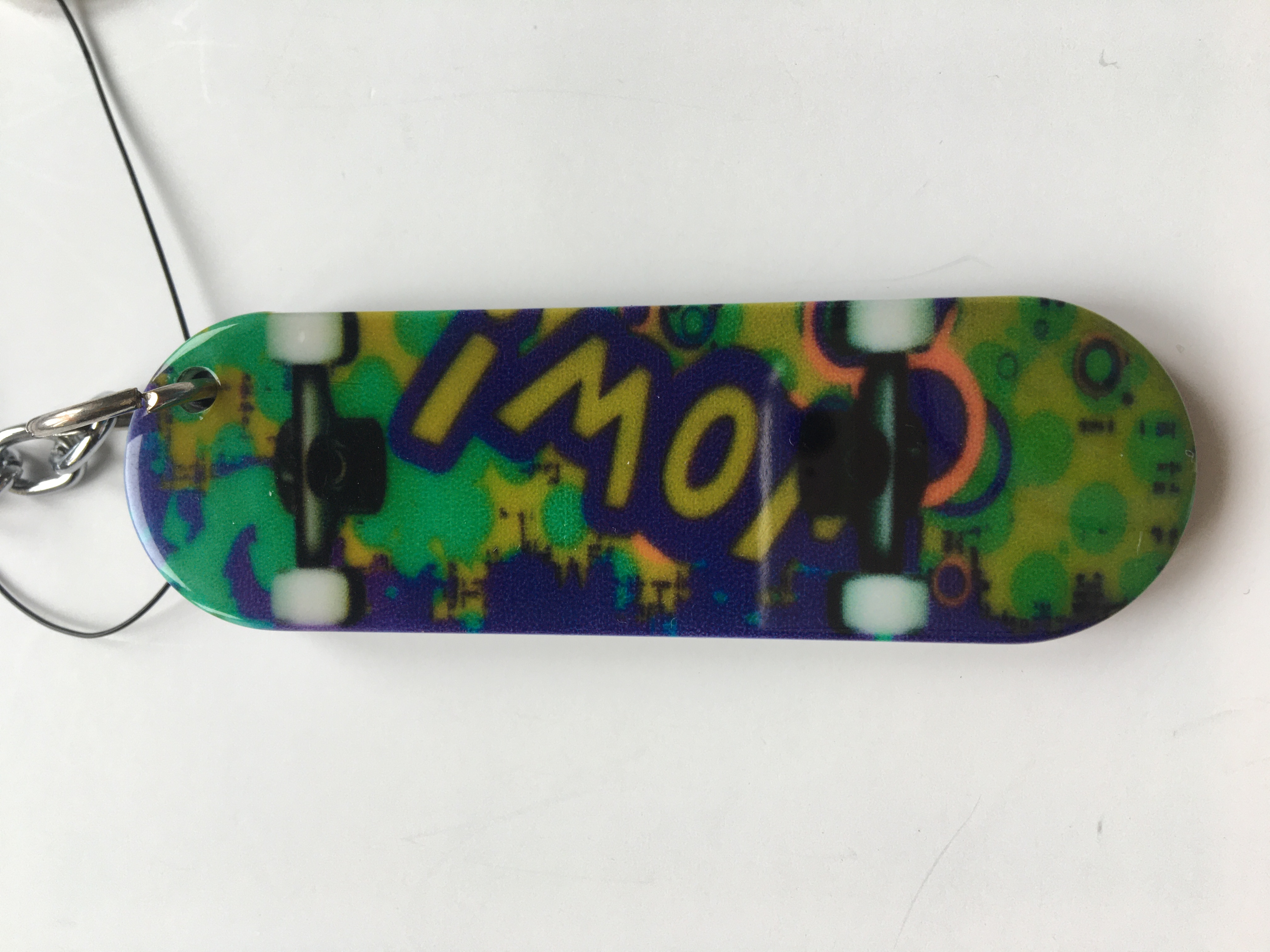 Přívěsek na klíče Skate zelený