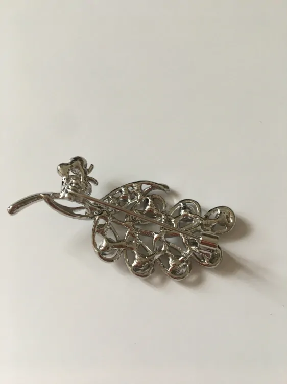 Fashion Jewelry brož větvička s broušenými kamínky 11-rt198