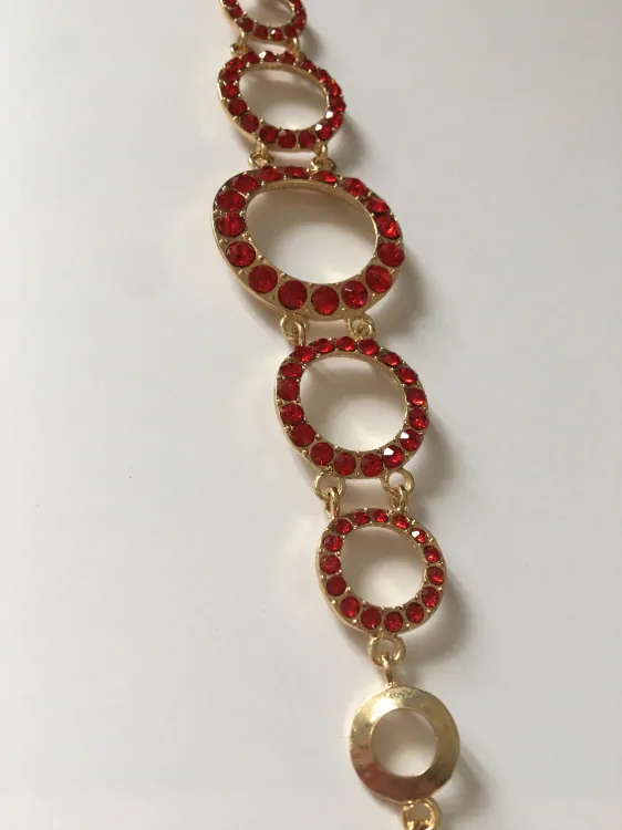 Fashion Jewelry náramek s červenými kamínky 2-bn065