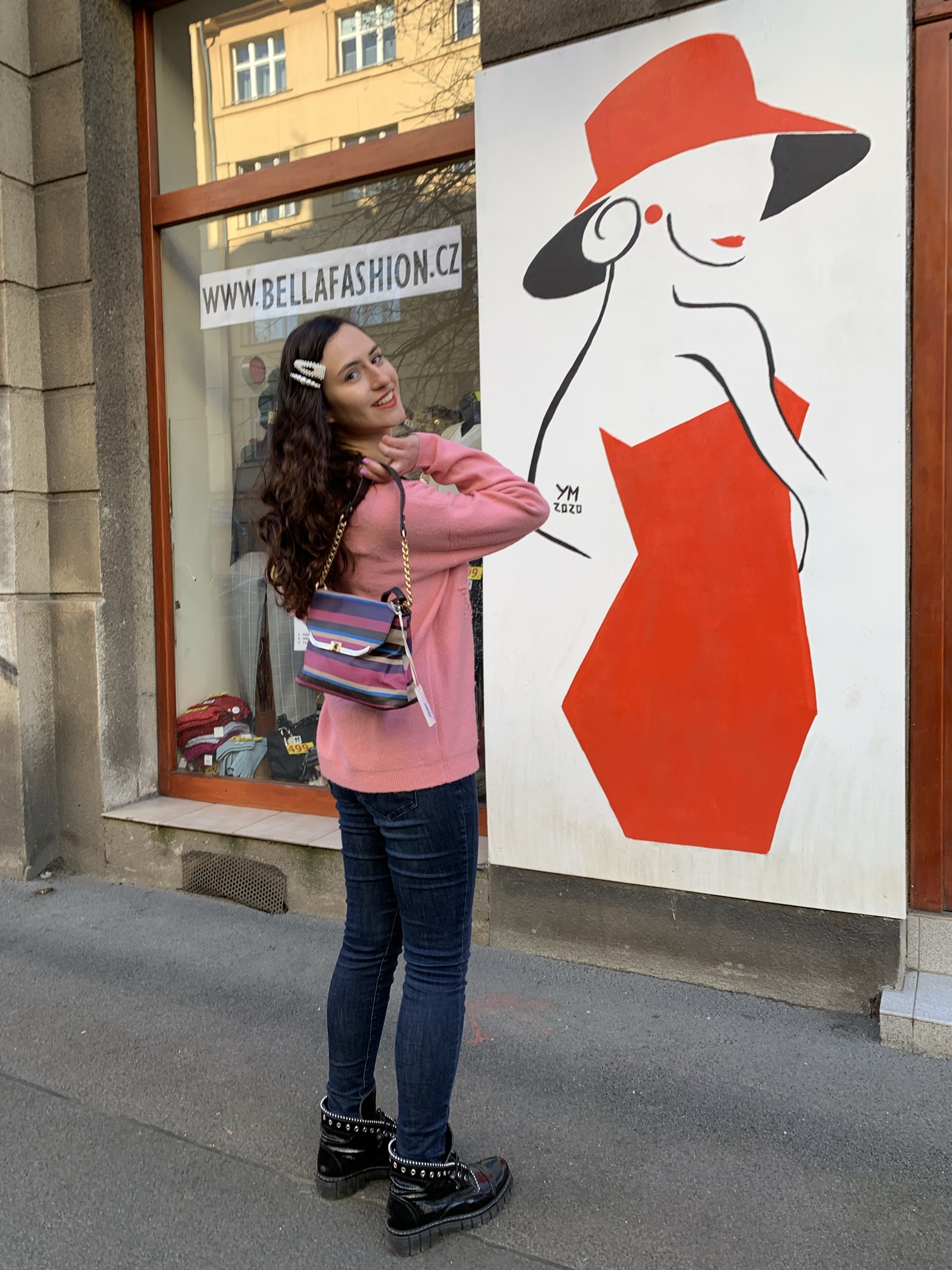 Svetr Esprit pink stars vel. M