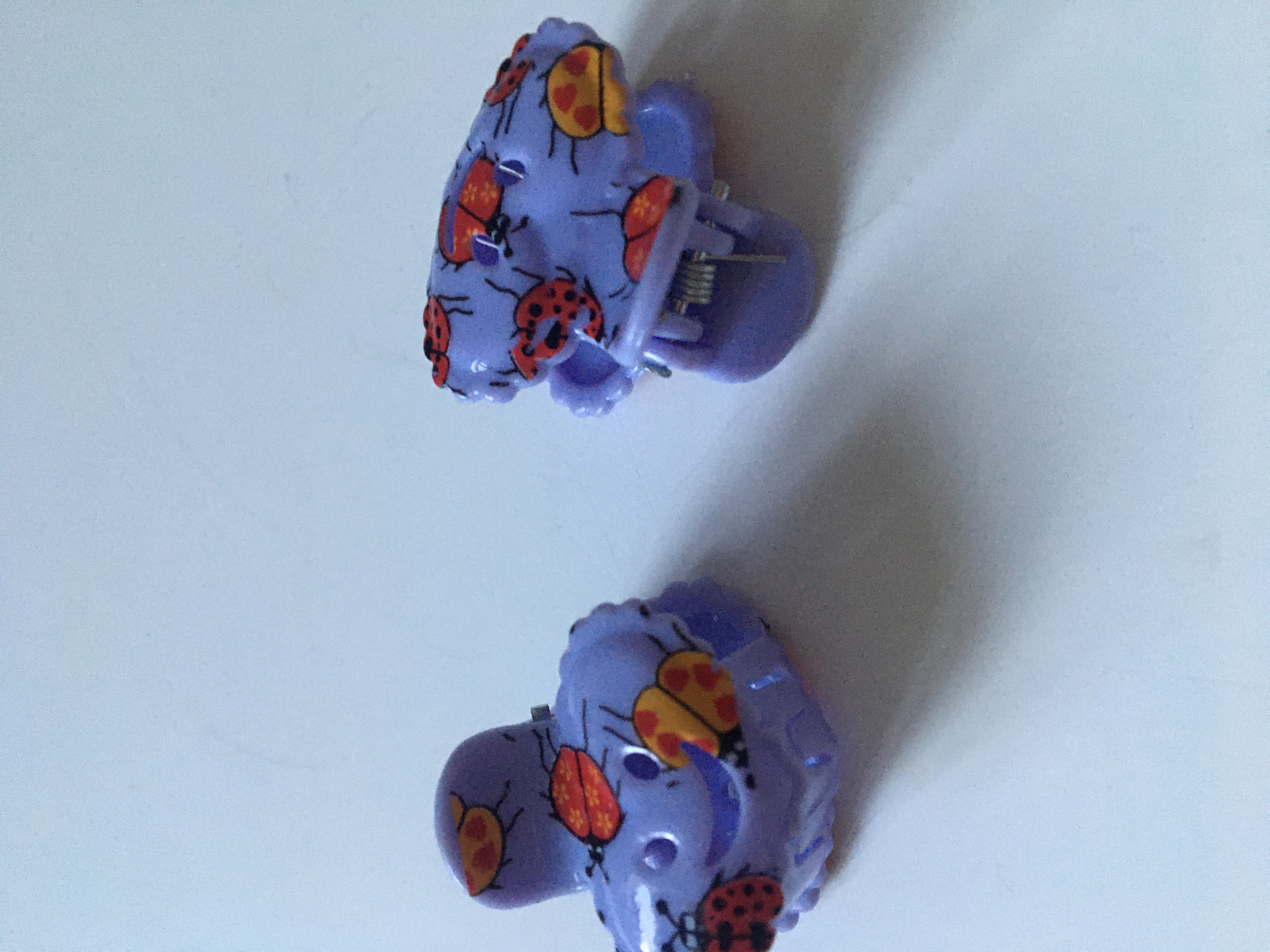 Skřipec do vlasů beruška fialový 1 ks