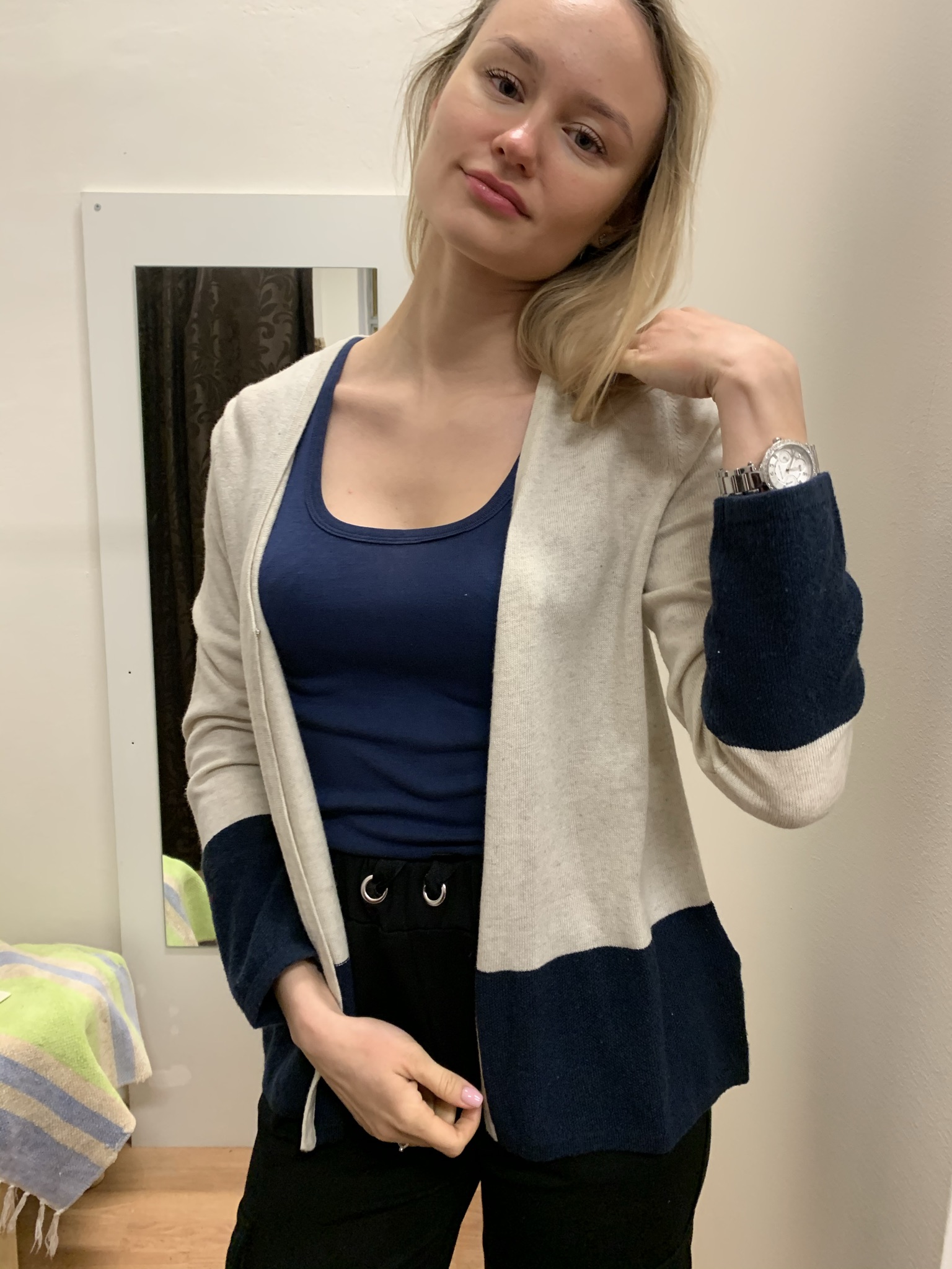 Kardigan About You krémová/modrá vel. 34