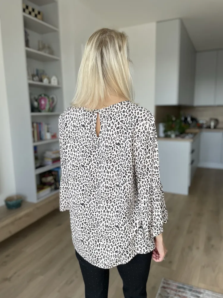 Halenka About You béžová s leopardím vzorem vel. L