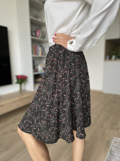 Sukně About You černá s květinovým vzorem vel. 40