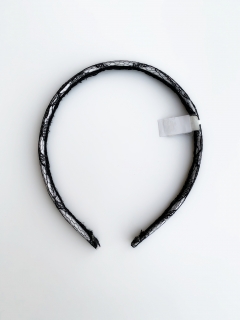 Čelenka krajková šedá s černou