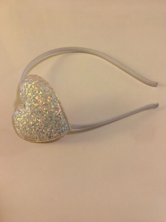 Čelenka bílá Srdce 