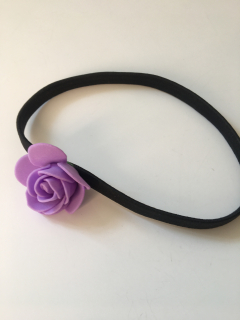 Čelenka do vlasů růže fialová